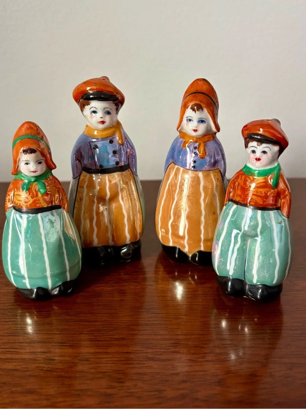 Vintage Deco Dutch Figural Salt & Pepper Sets ( 2 ) Lustreware from 1920’s-1940